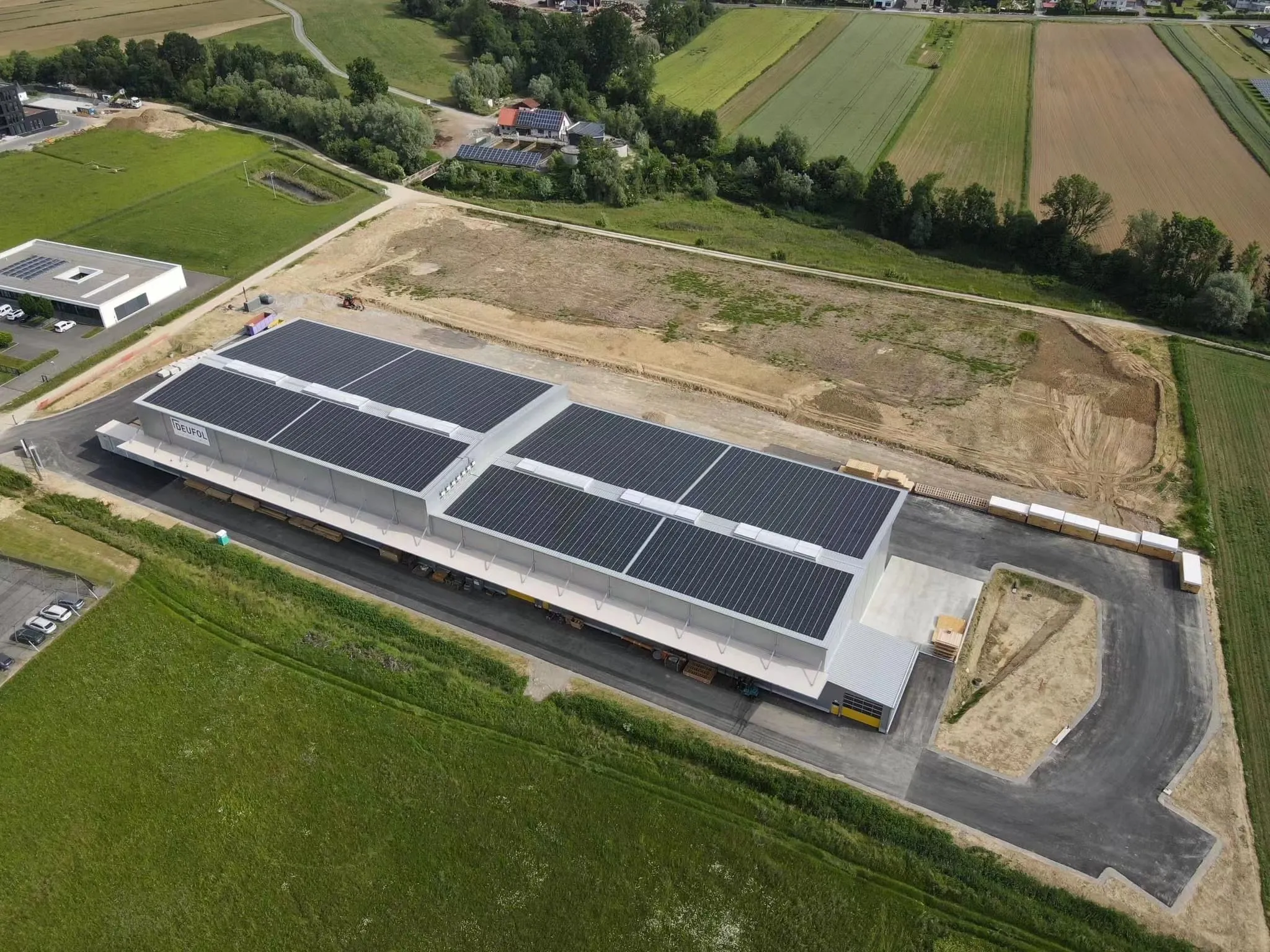 1 MW Commercial and Industrial Rooftop Project in Austria