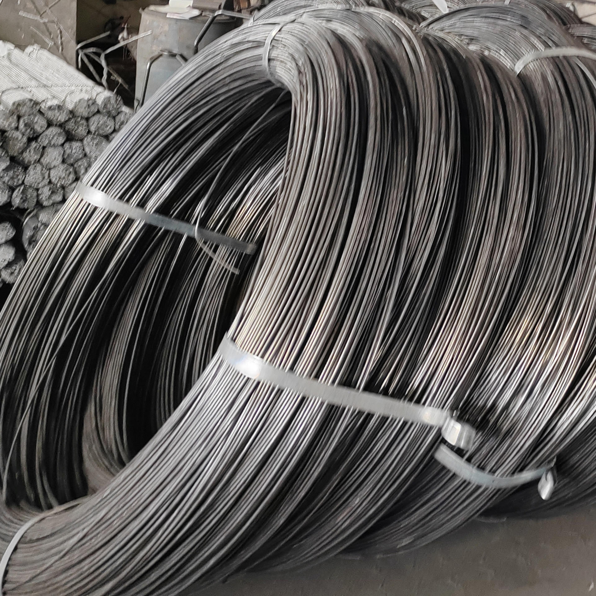 Carbon steel wire