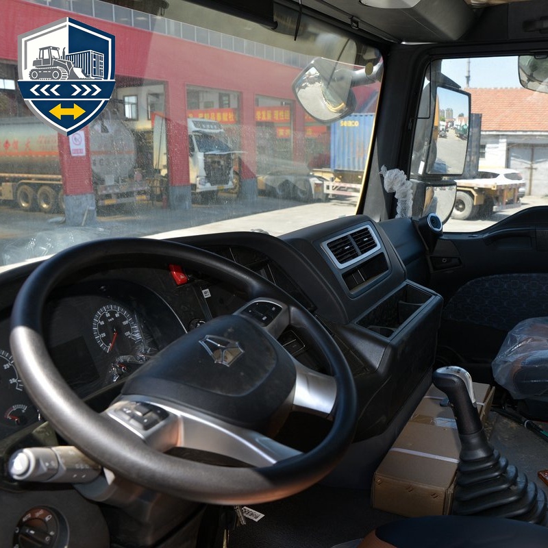 Sinotruk Sitrak G7W 400HP 8x4 6.8m Dump Truck