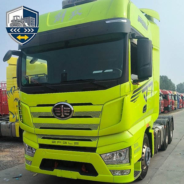 FAW Jiefang J7 Heavy Truck 560HP 6x4 Tractor