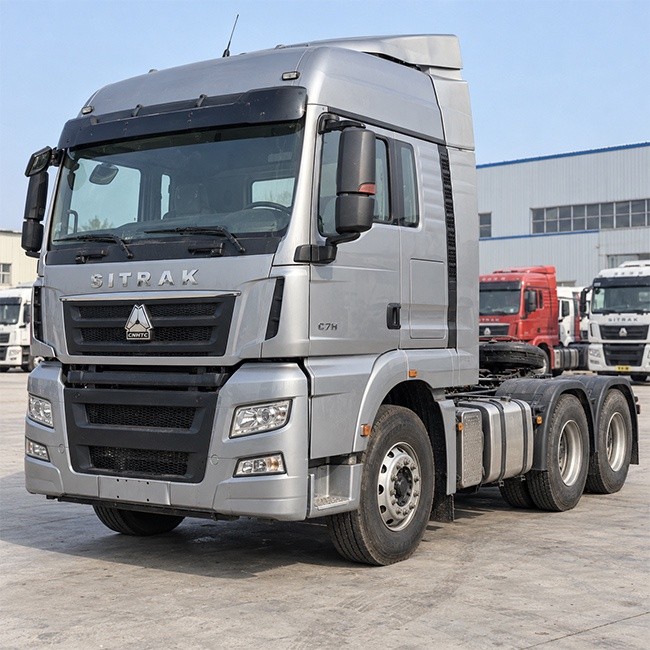 Shacman X5000 6x4 550HP Tractor Head Truck