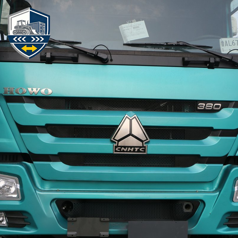 شاحنة Sinotruk Howo ثقيلة بقدرة 380 حصان، 6×4، ذات 10 عجلات، شاحنة نقل الخيول