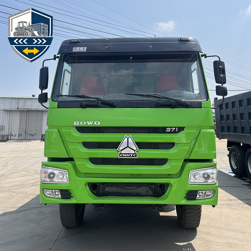 شاحنة قلابة Sinotruk Howo 6x4 بقوة 371 حصانًا