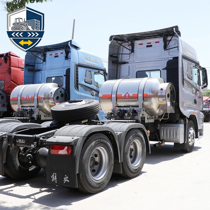 شاحنة الجر الثقيلة Faw J7 بقدرة 600 حصان، 6×4، تعمل بالغاز الطبيعي المسال، وناقل حركة أوتوماتيكي