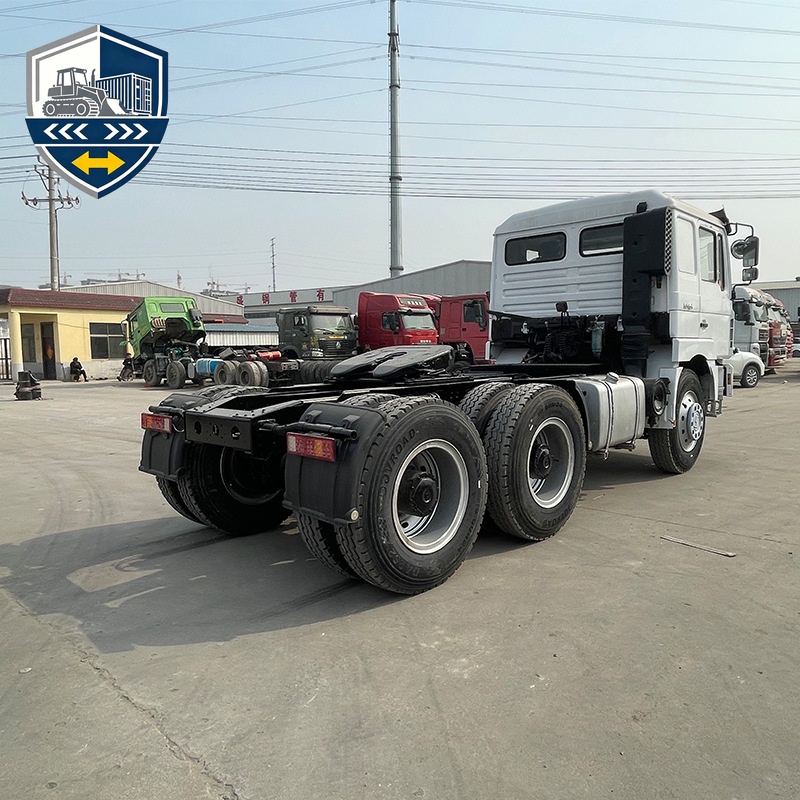 شاحنة قاطرة Shacman F3000 6x4