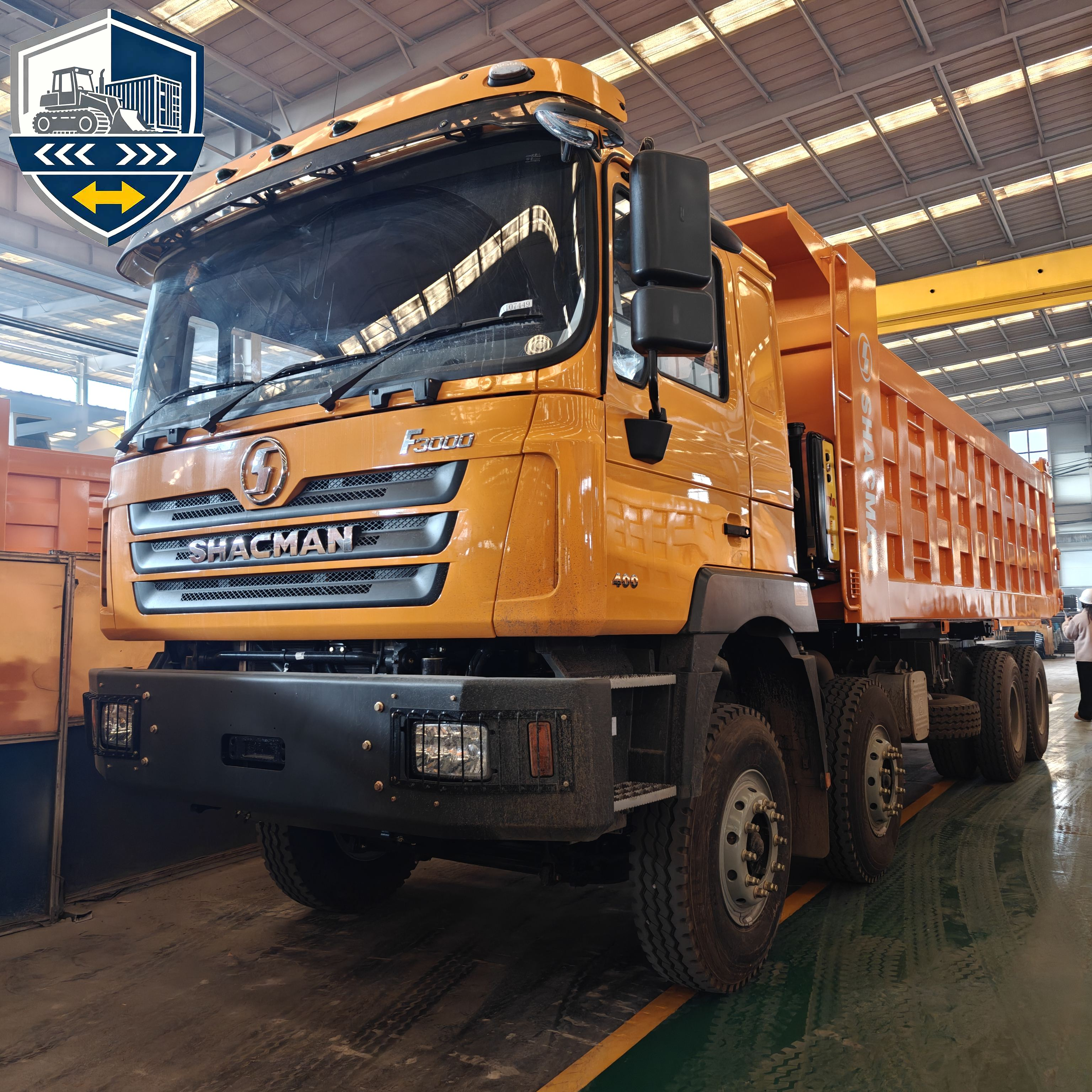 شاحنة قلابة Shacman F3000 8x4 صينية