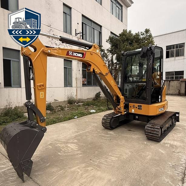 XCMG XE215D