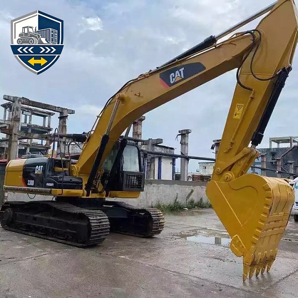حفارة Cat 330