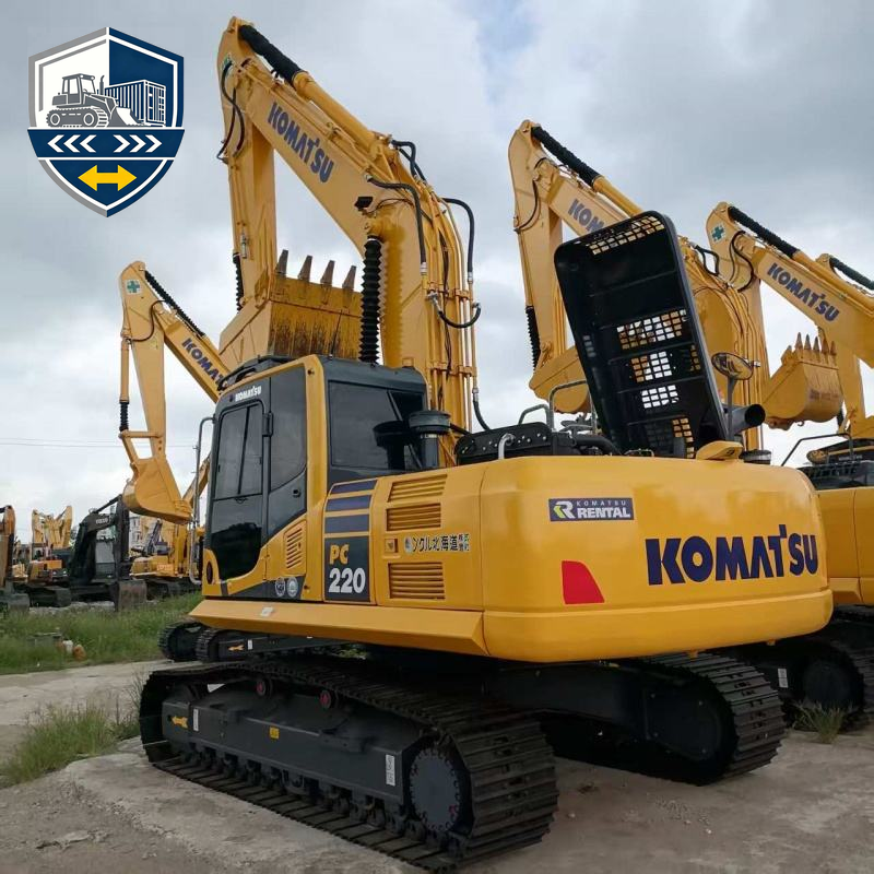 حفارة Komatsu PC220