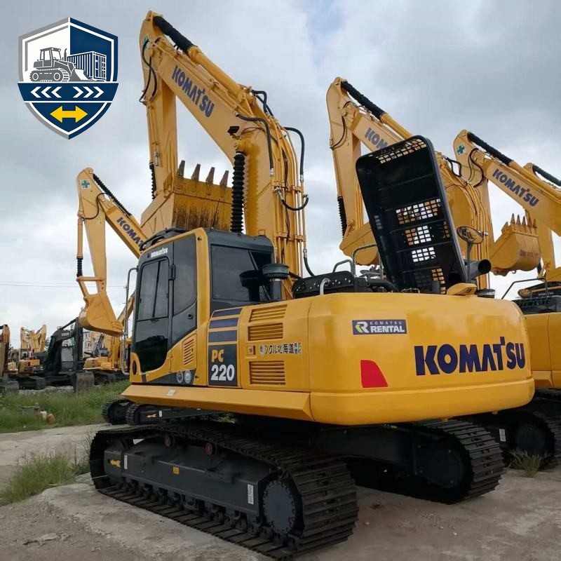 حفارة Komatsu PC220