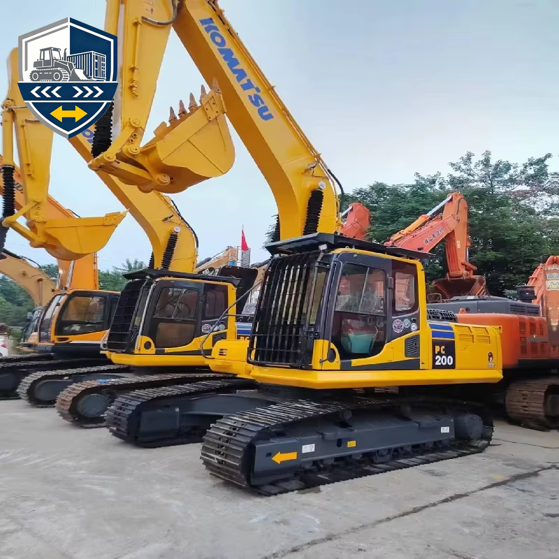 حفارة Komatsu PC200 مستعملة بوزن 20 طنًا
