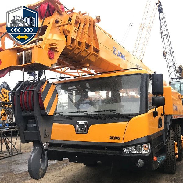 Grue routière XCMG QY50K de 50 tonnes