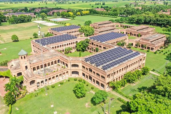 500 kW Distributed Solar Power Project in Pakistan 500 kW Distributed Solar Power Project in Pakistan