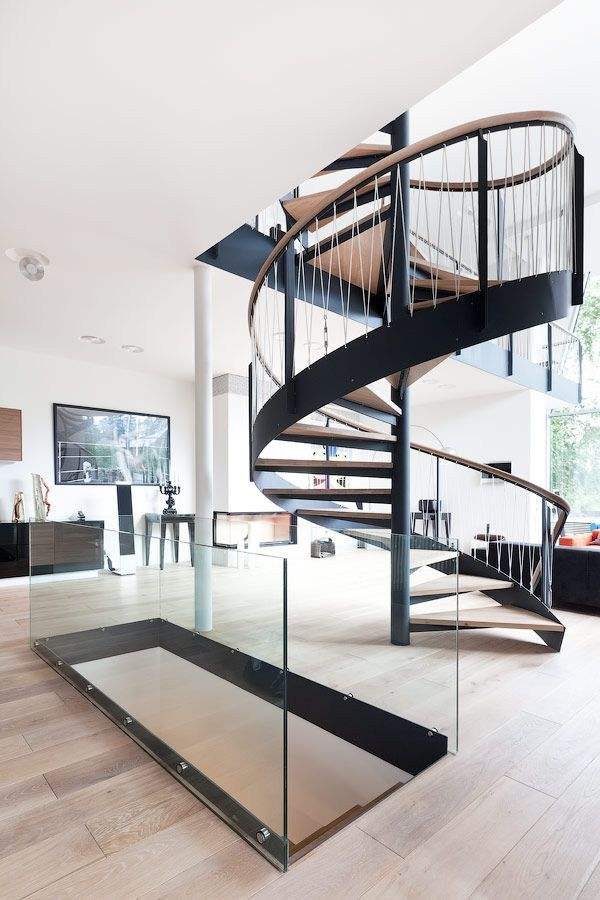 Organic spiral staircase Elegant and exquisite spiral staircase Full of vitality Modern spiral staircase