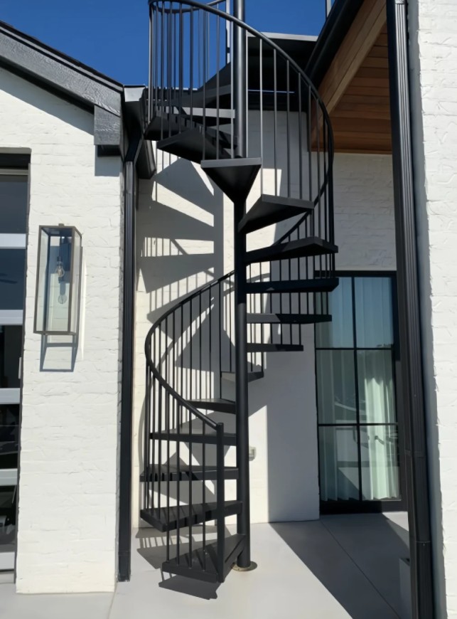 Galvanized steel compact spiral staircase for small space solutions, easy to install staircase