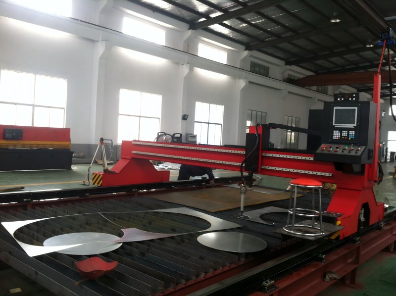 Окупаемость сварочного робота: когда автоматизация начинает снижать затраты на оплату труда