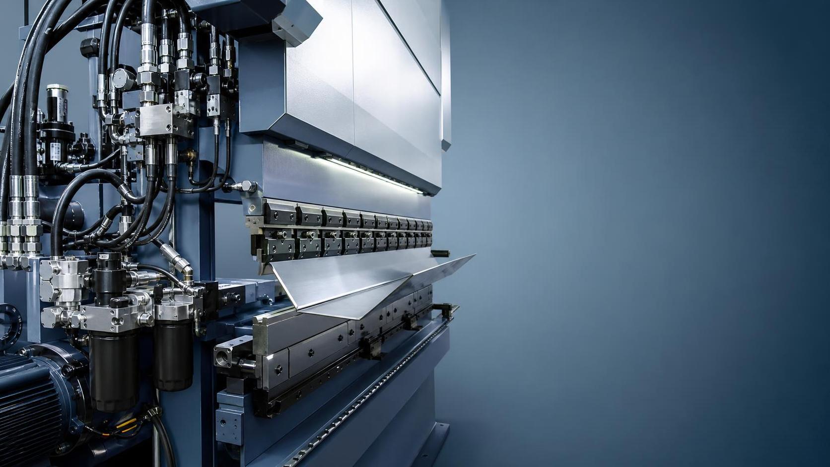 كيفية تقليل وقت التوقف في مكبس الثني الناتج عن الأعطال الهيدروليكية كيفية تقليل وقت التوقف في مكبس الثني الناتج عن الأعطال الهيدروليكية