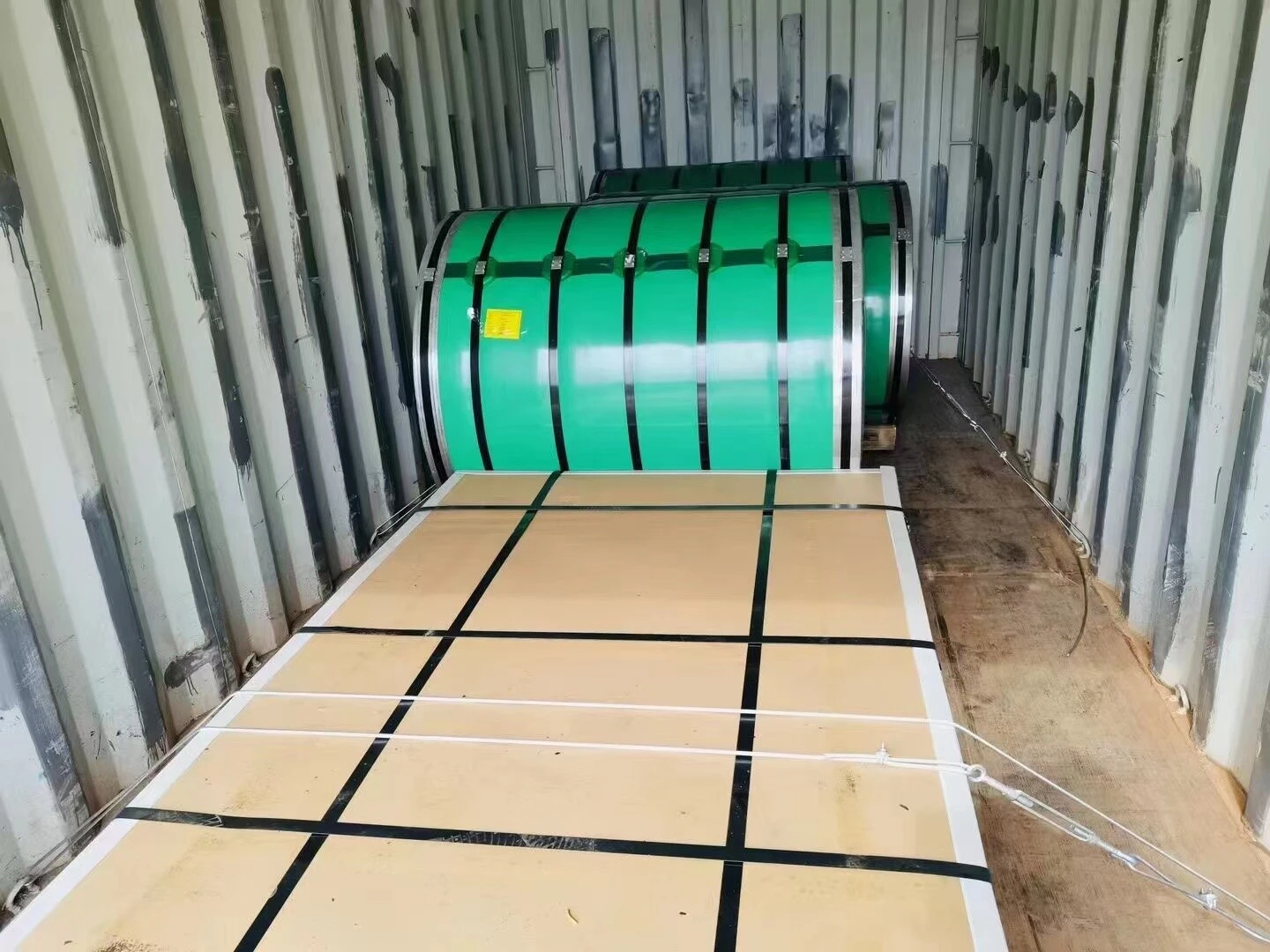 1749115420789181031672172544