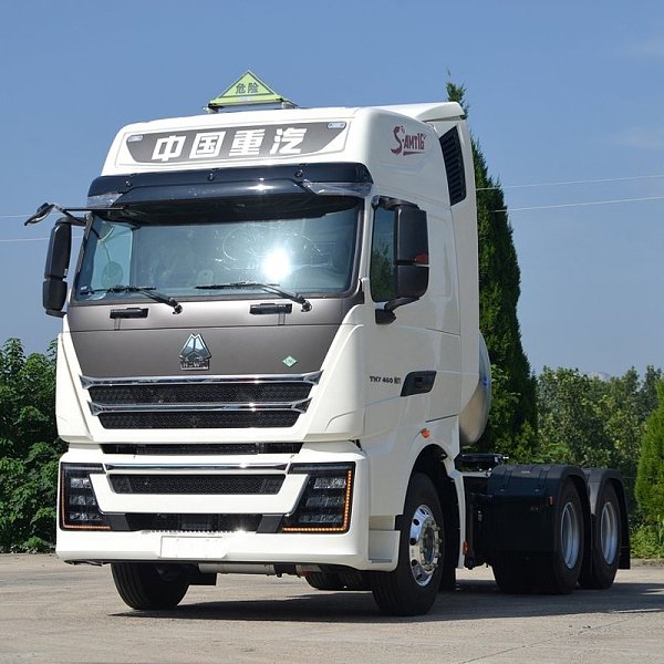 شاحنة الجر Howo TH7 الثقيلة بقدرة 540HP، دفع 6x4، مستعملة