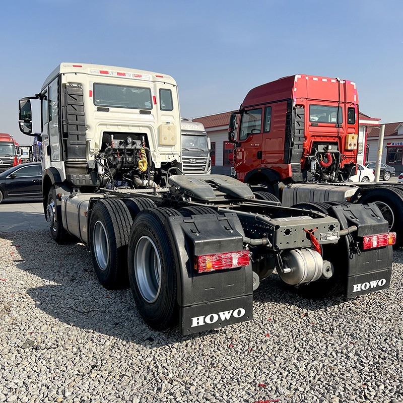 Sinotruk Howo 375 6x4 شاحنة قاطرة