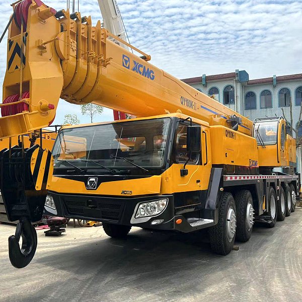 XCMG QY100K/XCT100 رافعة شاحنة سعة 100 طن