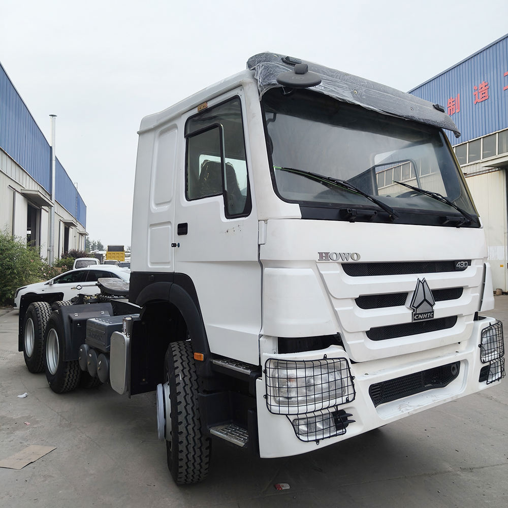 Sinotruk شاحنة جرار أوتوماتيكية 6x4