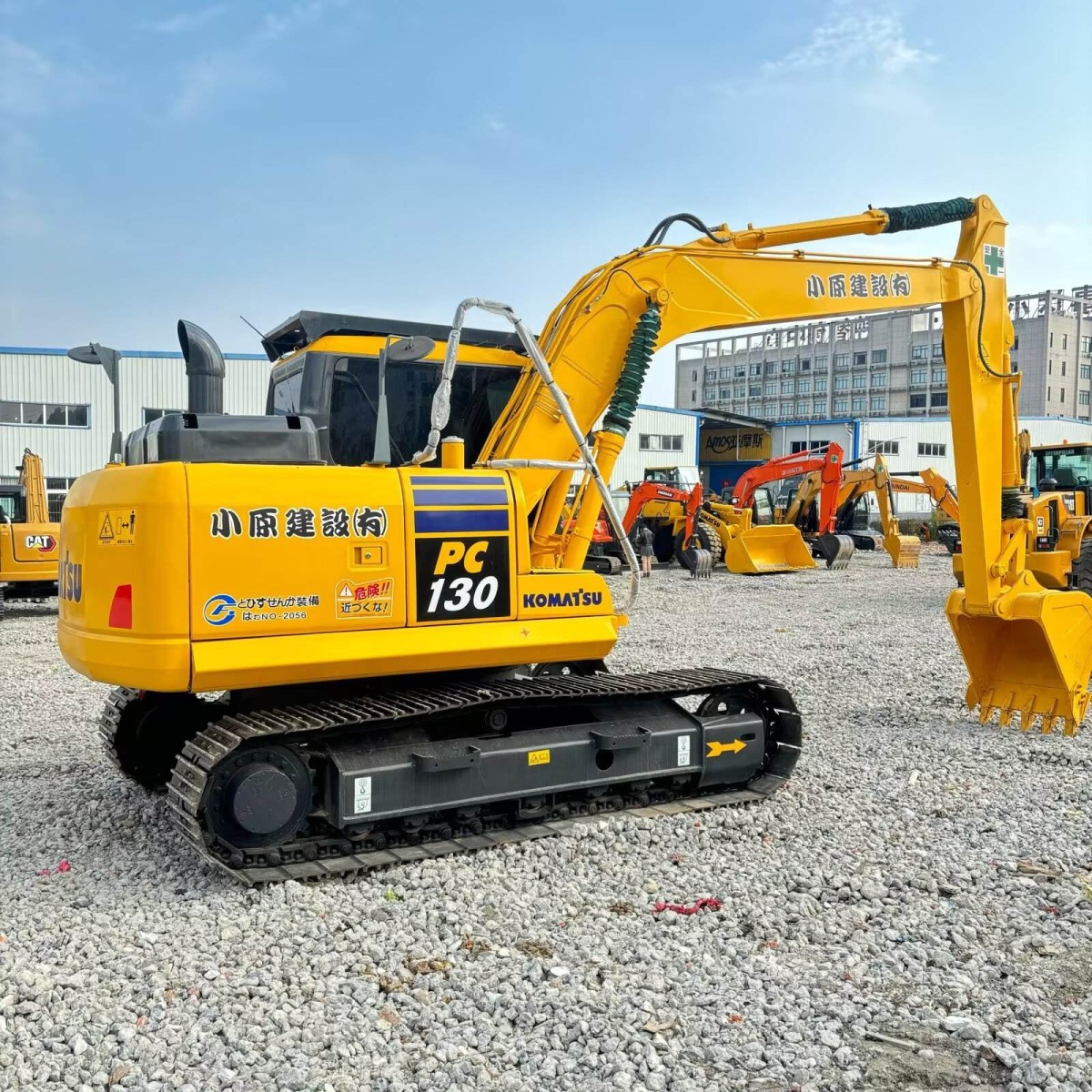 حفارة Komatsu PC130