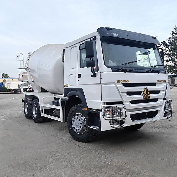 شاحنة خلط الخرسانة Sinotruk Howo 6x4