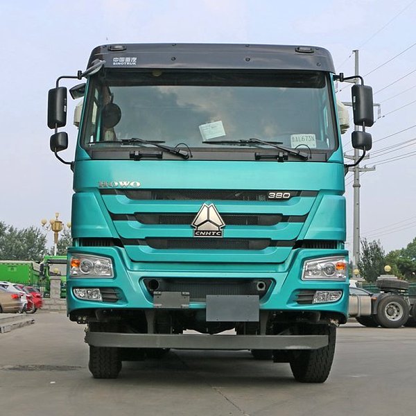 Camion lourd SINOTRUK HOWO de 380 ch, 6×4, 10 roues, Horse Truck