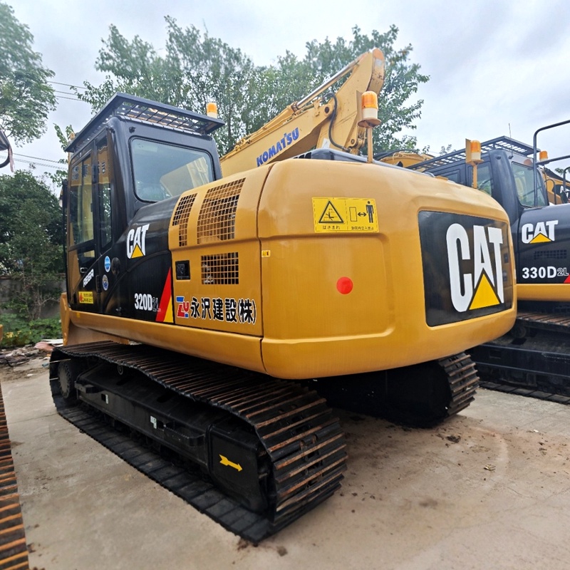 Excavatrice sur chenilles Cat 320D