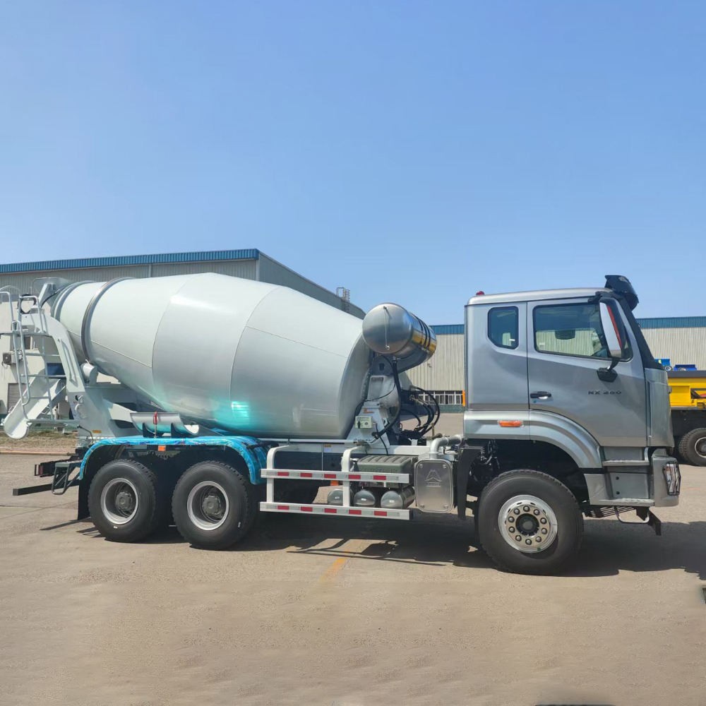 Camion malaxeur à béton Sinotruk Howo 6x4