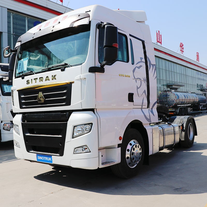 Tracteur routier Howo T7H 4x2 de 440 HP conforme à la norme Euro 5