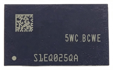 DDR4 SDRAM