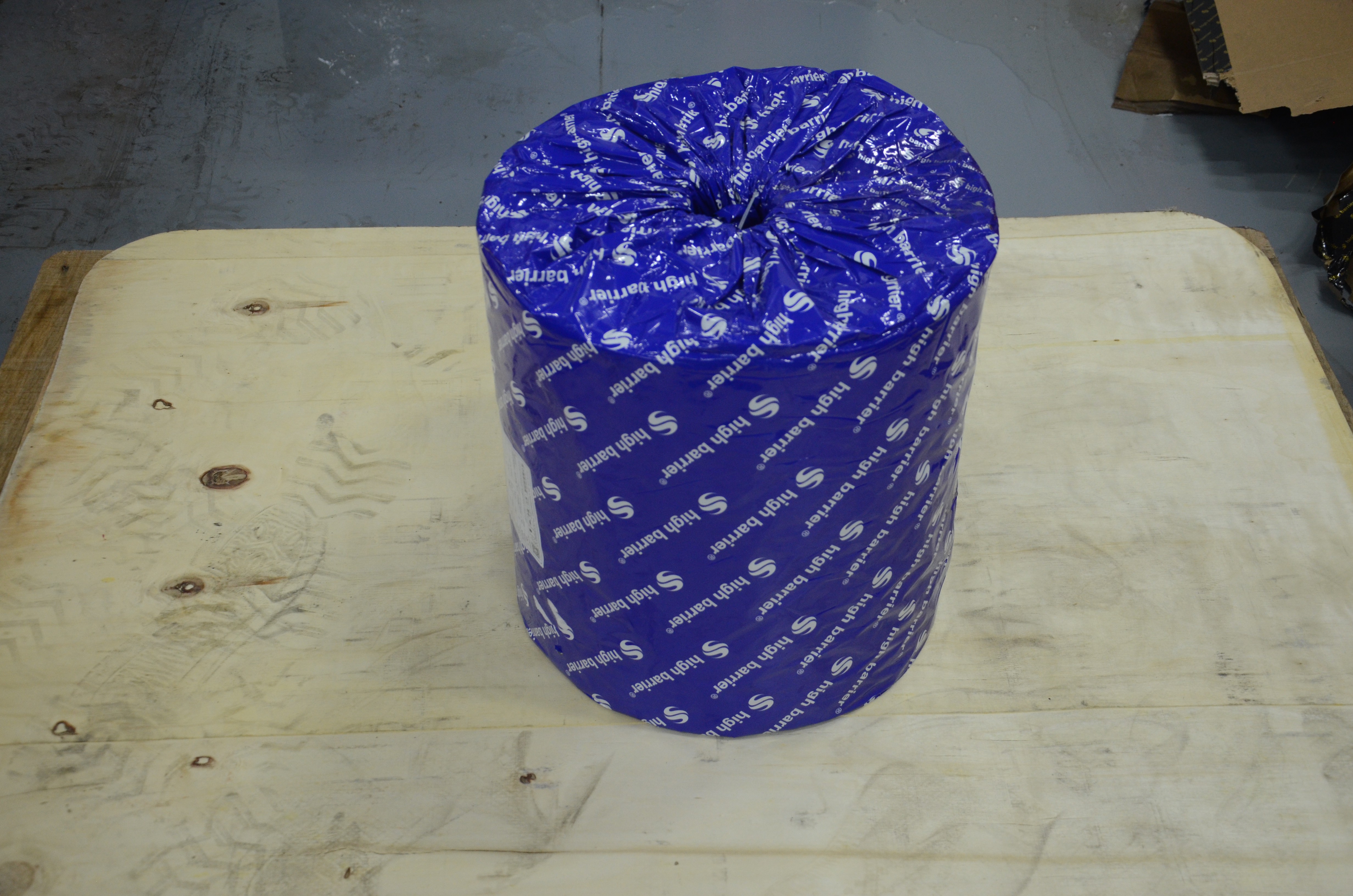 Printable high-barrier nylon film