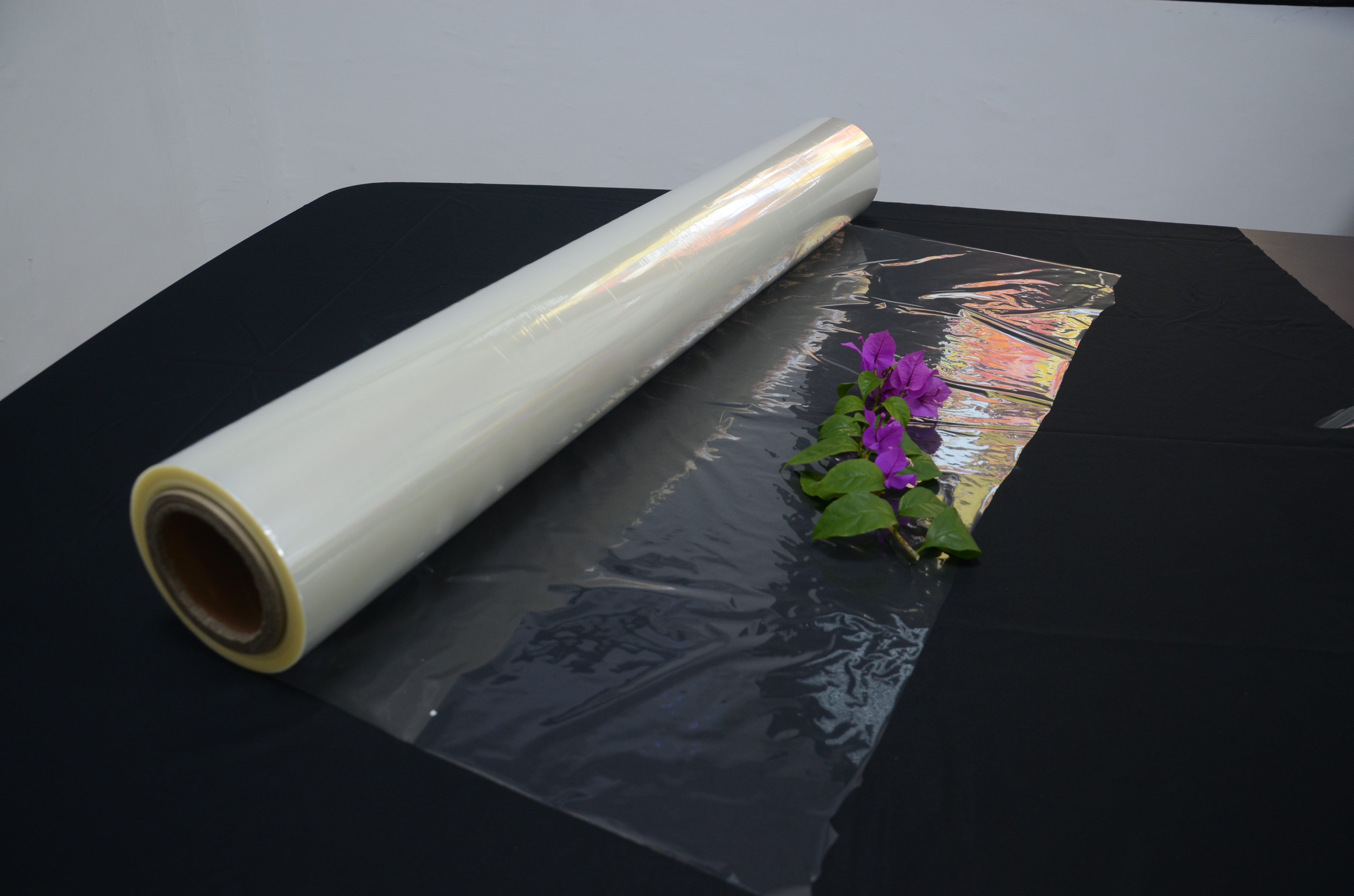 High-temperature food alumina PET cling film