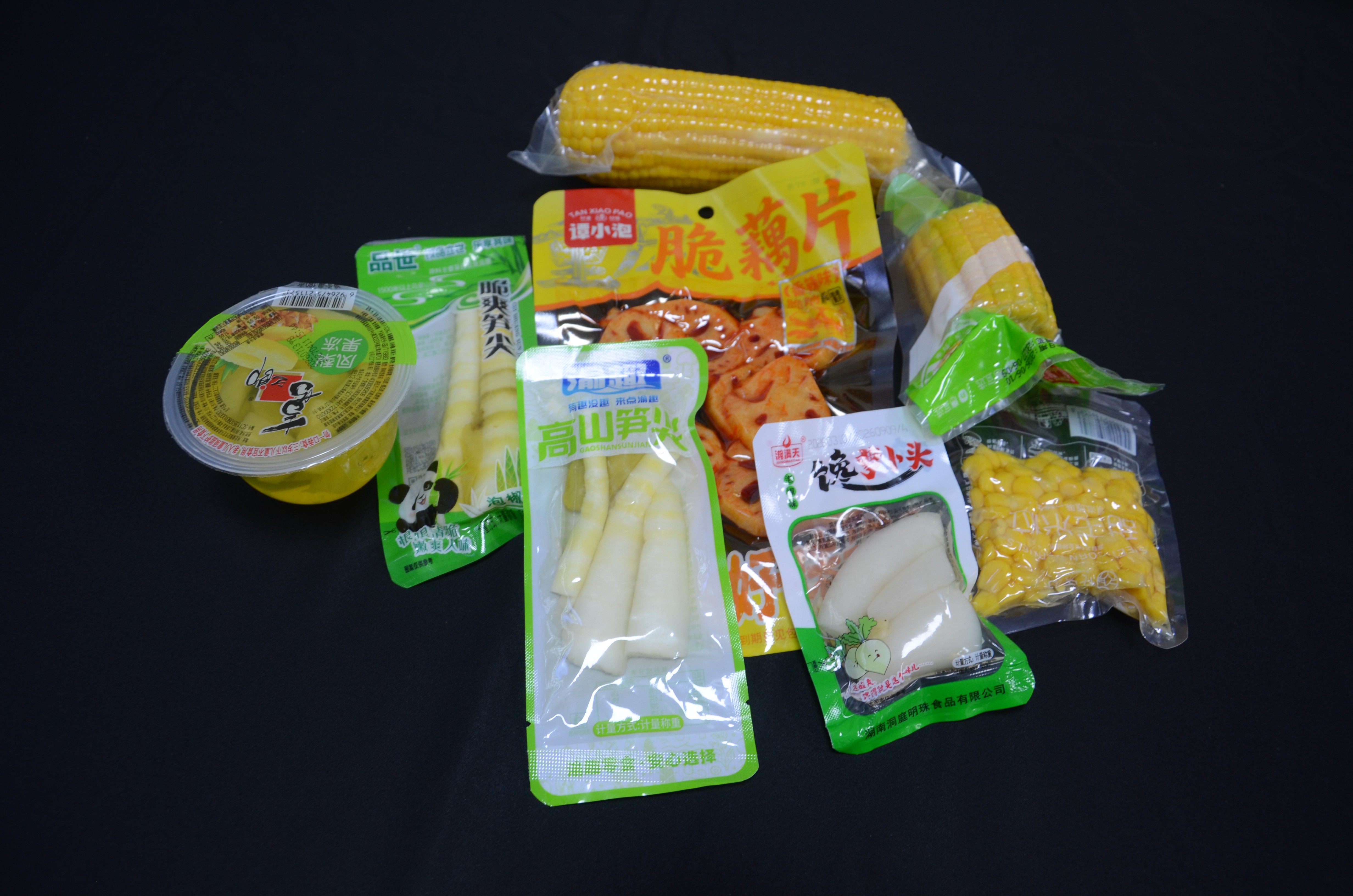 High-barrier nylon film for corn packaging