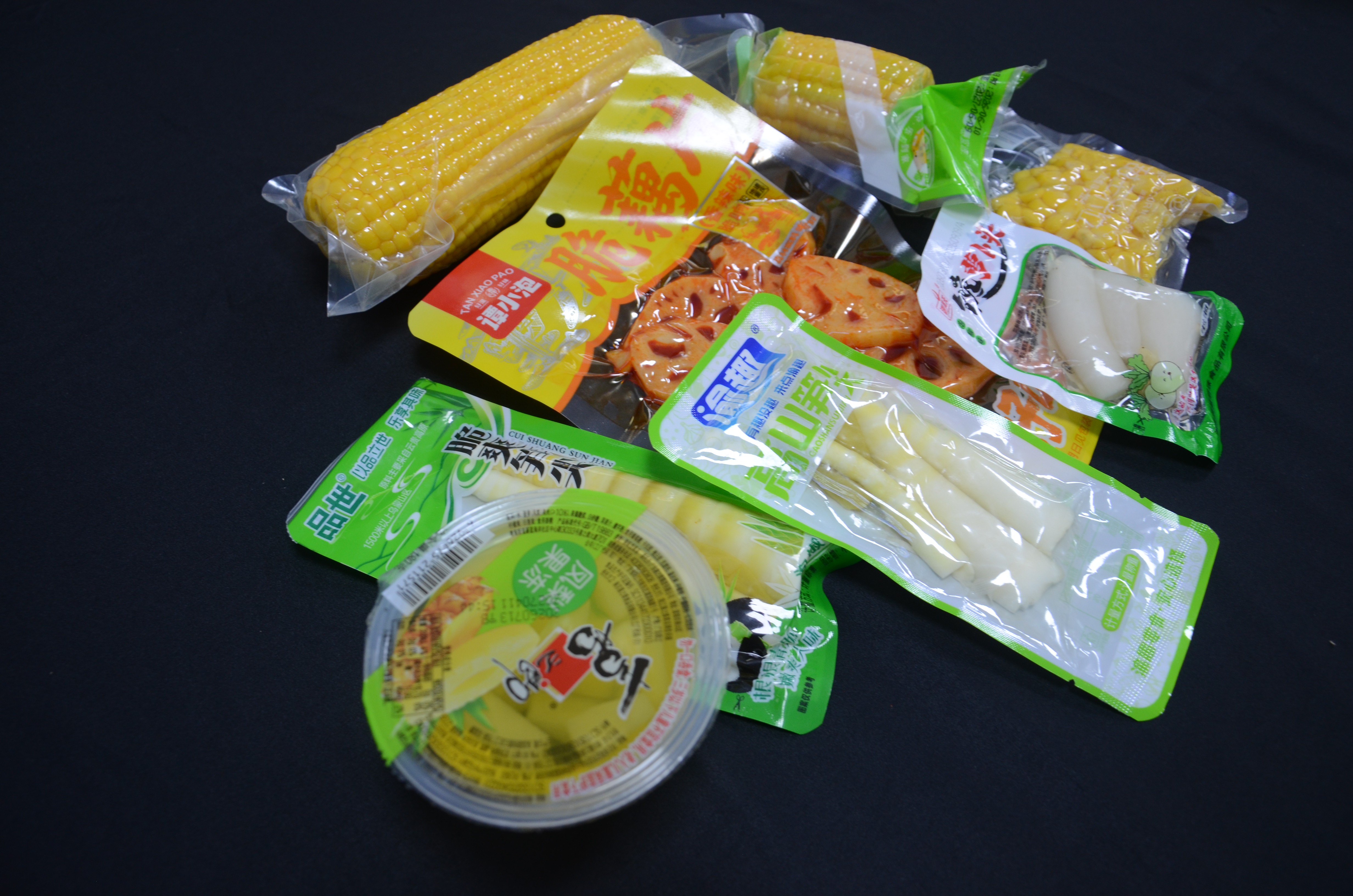 High-barrier nylon film for corn packaging