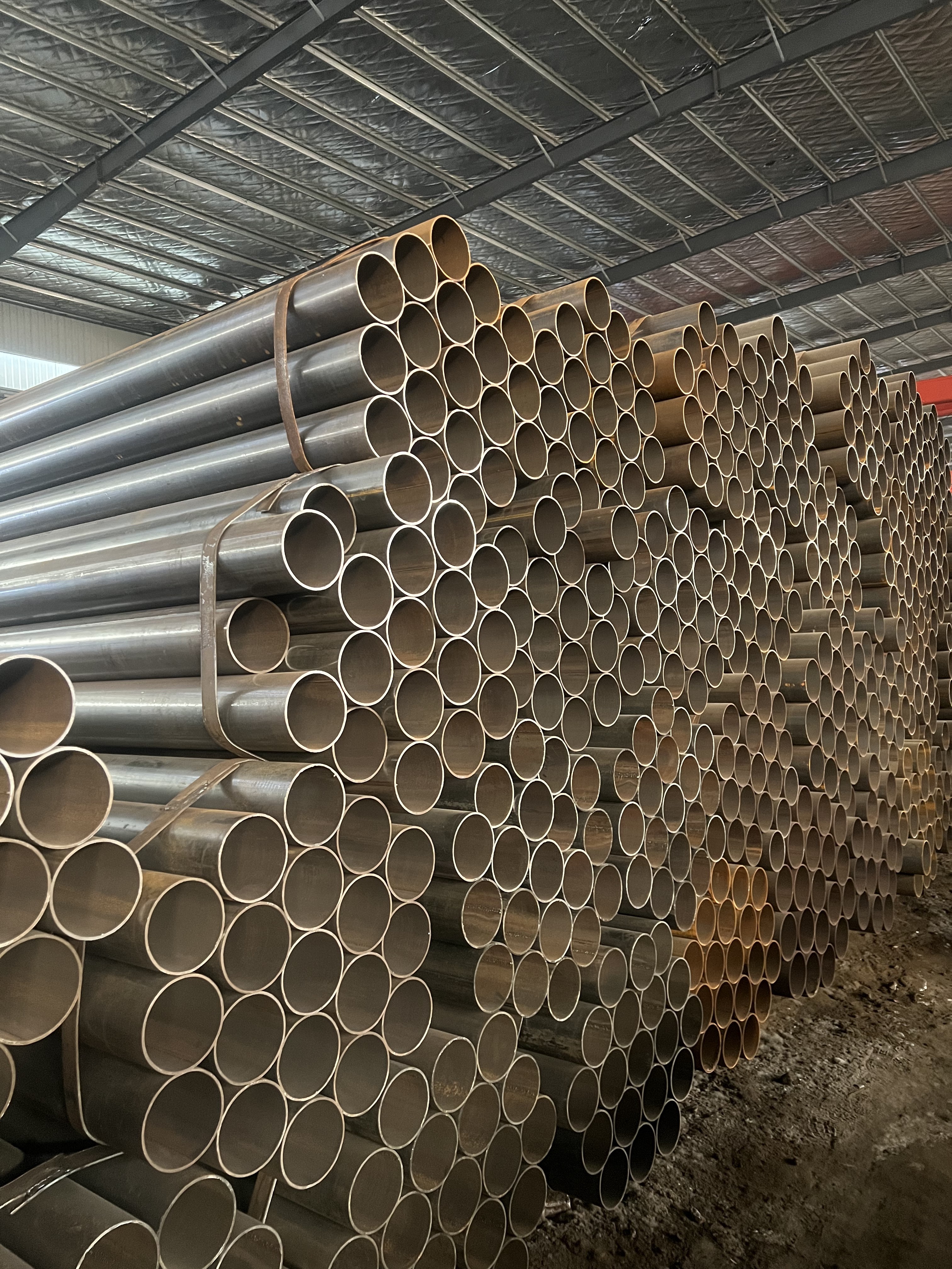 Welded steel pipe