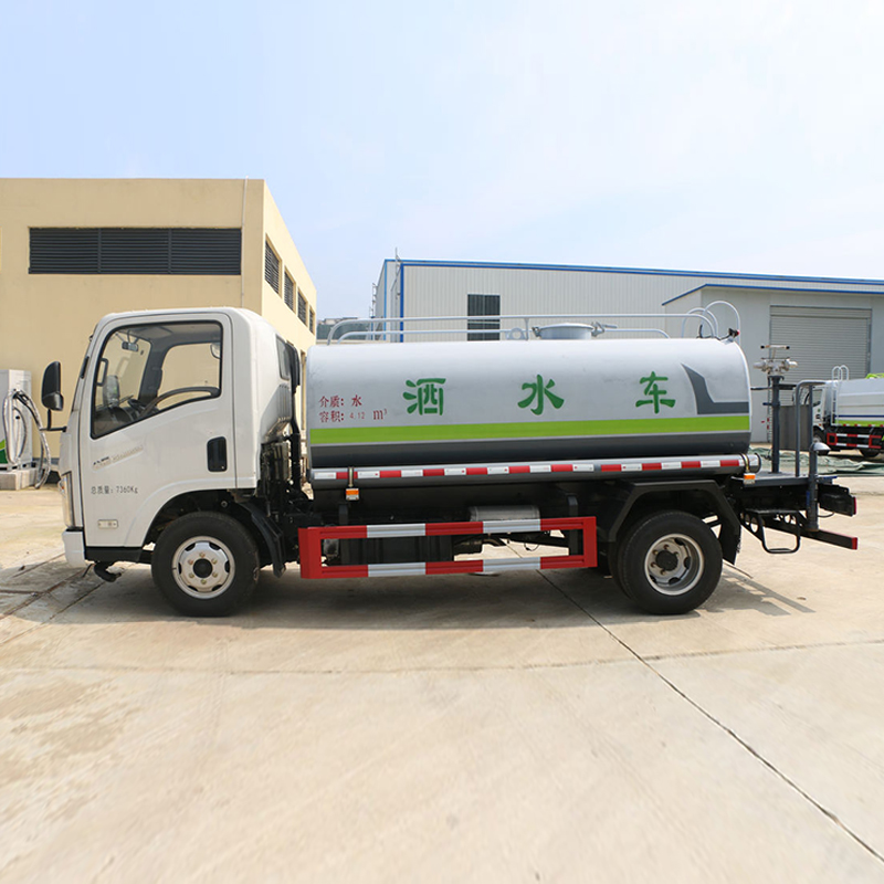 Водовозная машина FAW Jiefang 130 л.с. с приводом 4x2