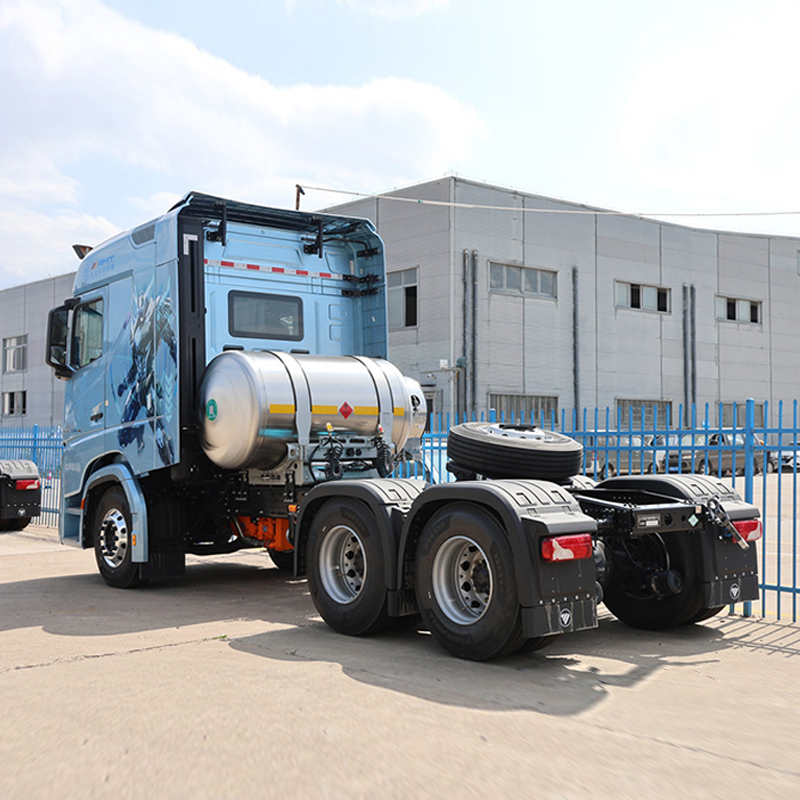 Тягач Auman GALAXUS 7 с автоматической трансмиссией AMT ZF, 12-ступенчатой, 14,5 л LNG, 630 л. с., колёсная формула 6x4