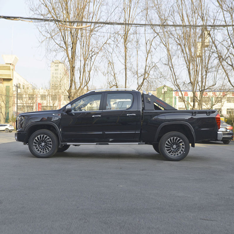 Foton Tunland G9 с длинным кузовом, двойной кабиной, дизельным двигателем 2.0T мощностью 163 л.с., задним приводом и механической коробкой передач