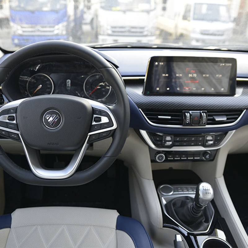 Foton Tunland G9 с длинным кузовом, двойной кабиной, дизельным двигателем 2.0T мощностью 163 л.с., задним приводом и механической коробкой передач
