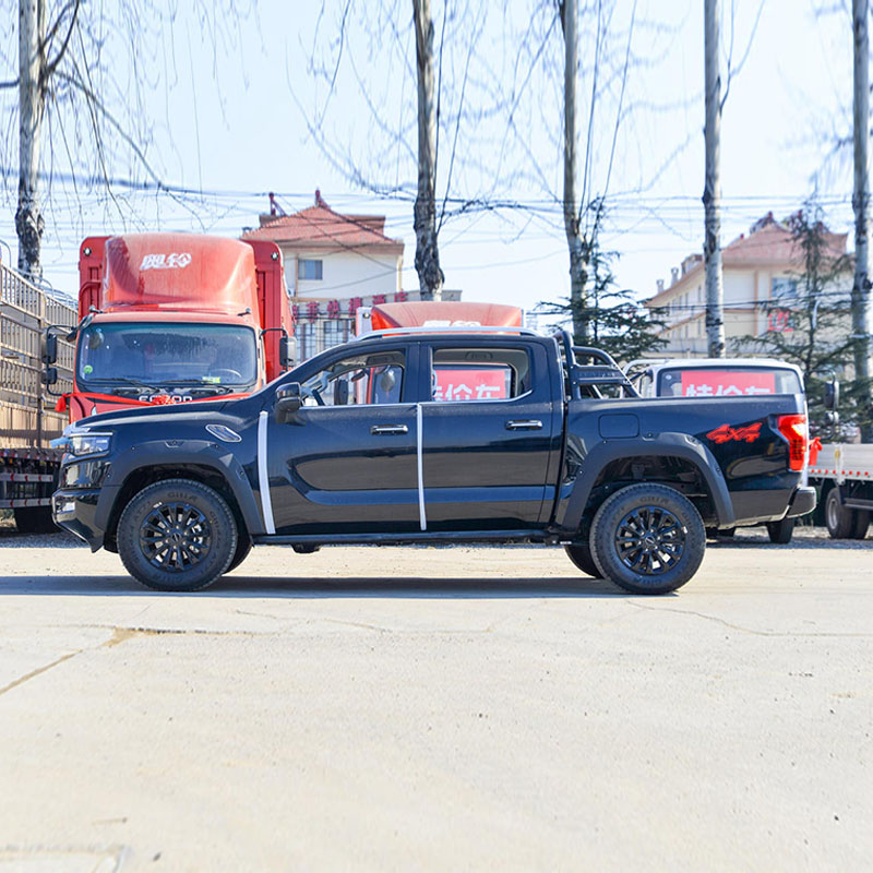 Пикап Foton Tunland V9 Mars V9 с автоматической коробкой передач, полным приводом, дизельным двигателем 2.0T мощностью 163 л.с., стандартной колесной базой и двойной кабиной