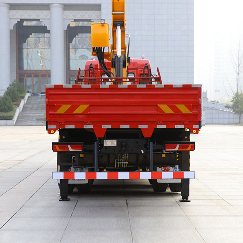SHACMAN M3000S 340 л.с. 8x4 грузовик с КМУ
