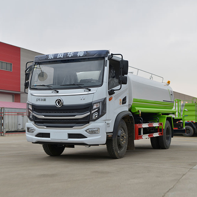 مركبة متعددة الوظائف لكبح الغبار Dongfeng Huashen T3 بقوة 165 حصان ونظام دفع 4×2