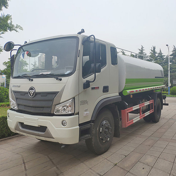 شاحنة رش لري المسطحات الخضراء Foton Ruiwo ES5، 160 horsepower، دفع 4x2