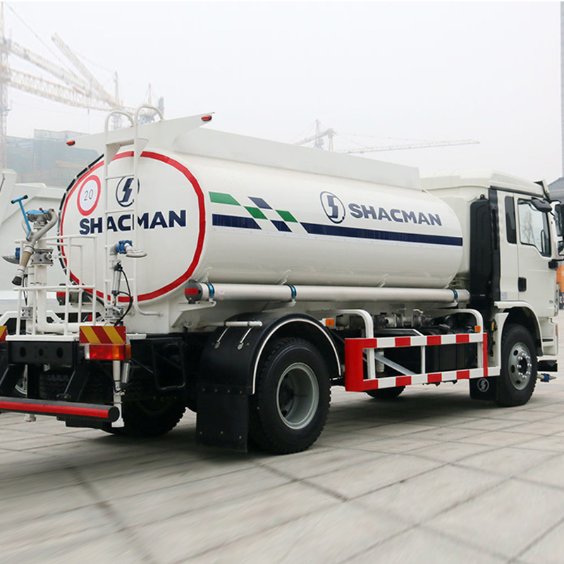 شاحنة رش المياه الثقيلة Shanqi Automobile Delong L3000 بقوة 220 حصان ودفع 4×2