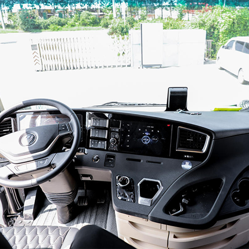 شاحنة جرار Foton Auman GALAXUS إصدار كروس أوفر بقوة 660 حصان ونظام دفع 6x4 وناقل حركة أوتوماتيكي AMT