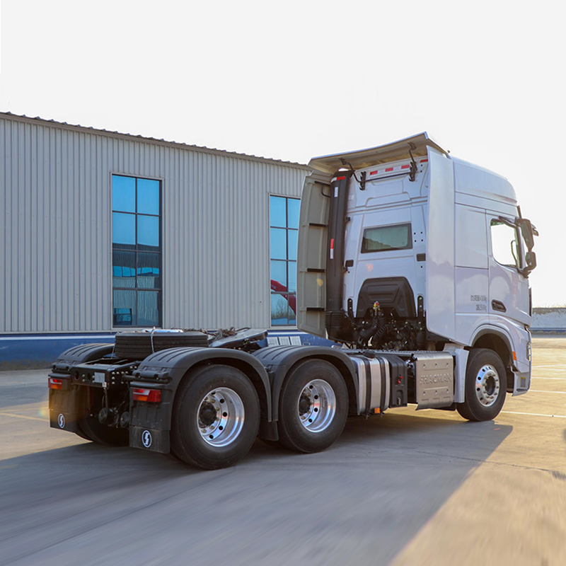 شاحنة جرار SHACMAN X6000 بناقل حركة أوتوماتيكي AMT، 680 حصان، دفع 6x4