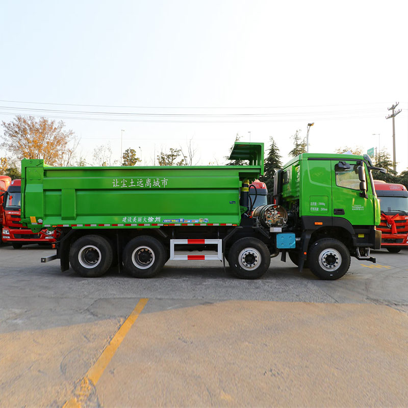 فوتون أومان GTL، 440 حصان، دفع 8×4، شاحنة قلابة LNG بطول 5.4 م